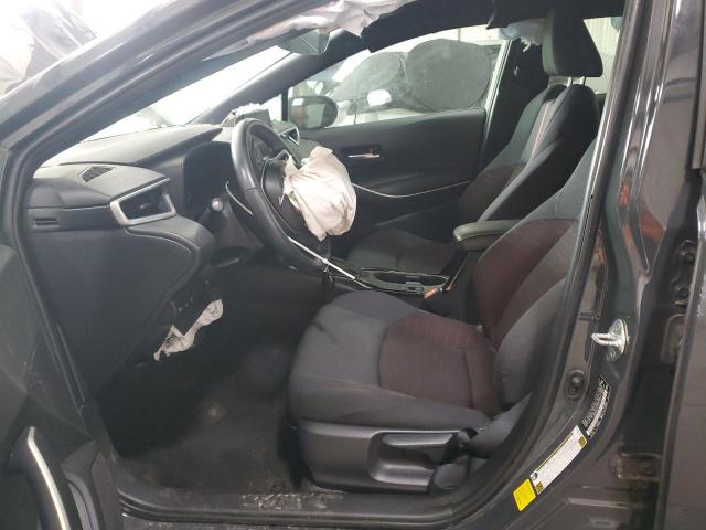 JTDBCMFE3P3017572 - 2023 TOYOTA COROLLA LE رمادي صورة 7