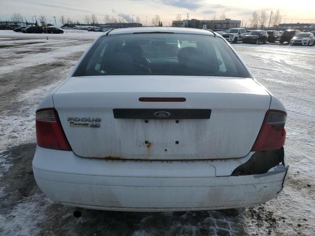 1FAFP34N67W147661 - 2007 FORD FOCUS ZX4 WHITE photo 6