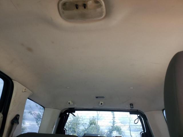 1FMCU0C7XCKA81622 - 2012 FORD ESCAPE XLS WHITE photo 10