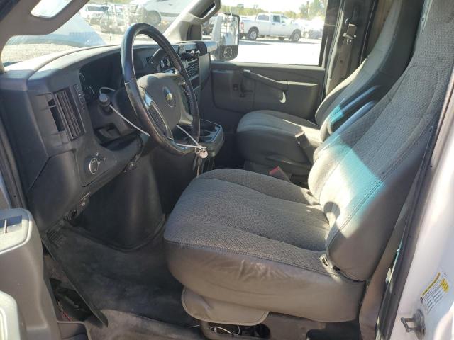 1GB3GSCG8K1262587 - 2019 CHEVROLET EXPRESS G3 WHITE photo 7