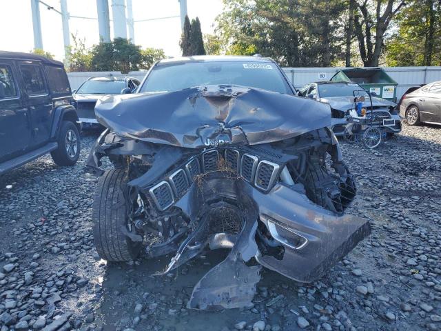 1C4RJFBG1JC326570 - 2018 JEEP GRAND CHEROKEE LIMITED 灰色 照片 5