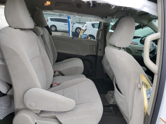 5TDKZ3DCXJS914646 - 2018 TOYOTA SIENNA LE WHITE photo 11