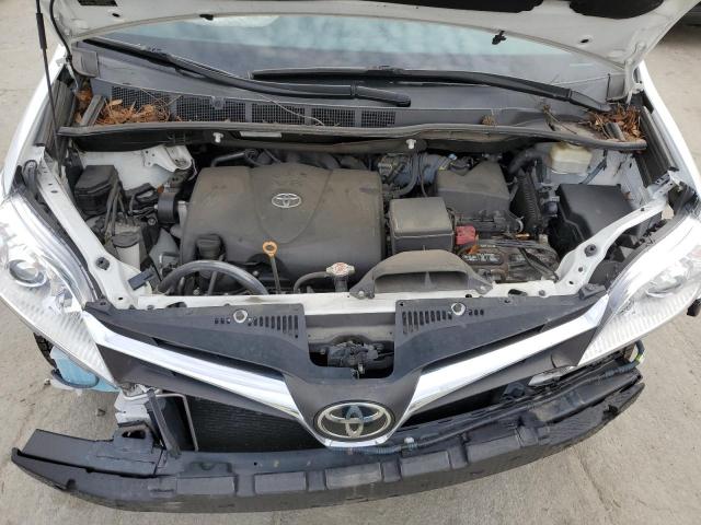 5TDKZ3DCXJS914646 - 2018 TOYOTA SIENNA LE WHITE photo 12