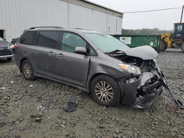 5TDYZ3DC6KS011017 - 2019 TOYOTA SIENNA XLE Gris photo 4