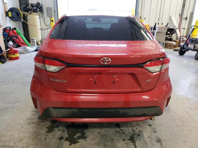 5YFBPRBEXLP100506 - 2020 TOYOTA COROLLA LE RED photo 6