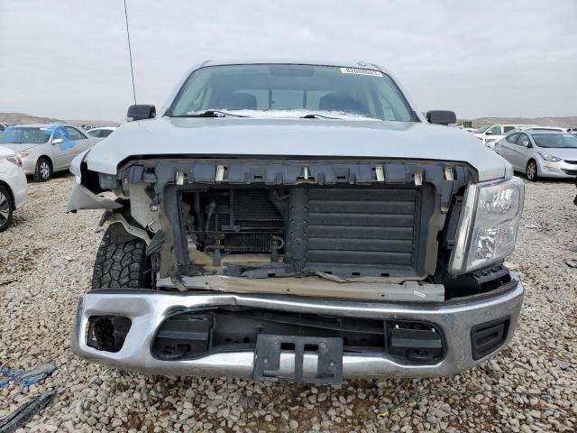 1N6AA1EJ5HN541064 - 2017 NISSAN TITAN S SILVER photo 5