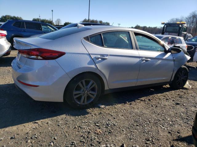 5NPD84LF3HH018993 - 2017 HYUNDAI ELANTRA SE SILVER photo 3