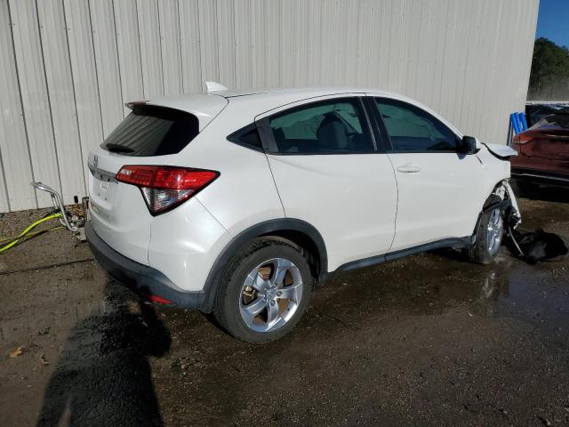 3CZRU5H31KM703589 - 2019 HONDA HR-V LX WHITE photo 3