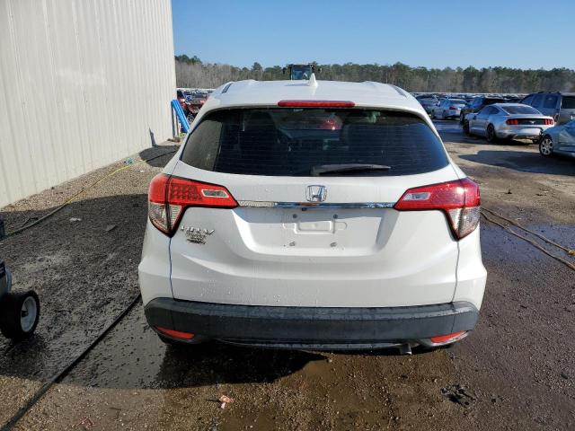 3CZRU5H31KM703589 - 2019 HONDA HR-V LX WHITE photo 6