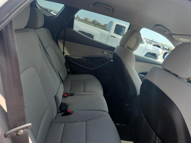 5NMZU3LB4HH008799 - 2017 HYUNDAI SANTA FE S თეთრი ფოტო 11