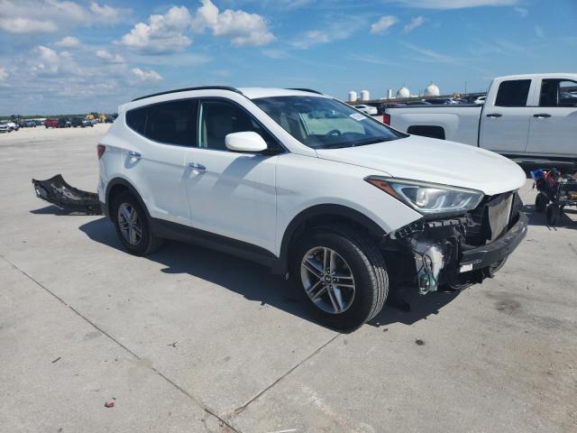 5NMZU3LB4HH008799 - 2017 HYUNDAI SANTA FE S თეთრი ფოტო 4