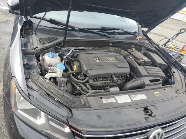 1VWDT7A33HC023760 - 2017 VOLKSWAGEN PASSAT R-LINE შავი ფოტო 11