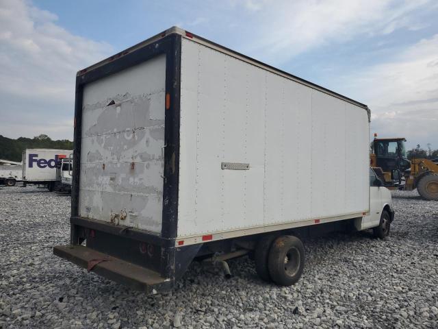 1GBJG312961164033 - 2006 CHEV EXPRESS G3500 WHITE photo 4