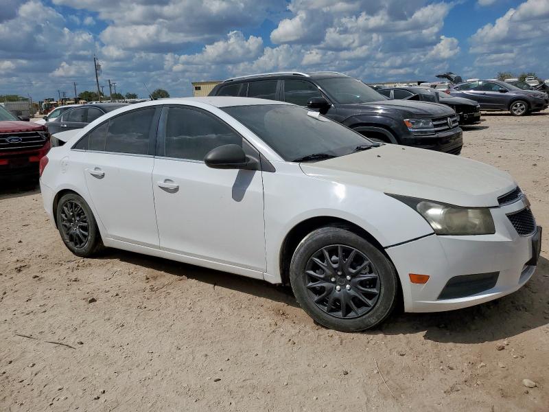 1G1PC5SH2C7120182 - 2012 CHEVROLET CRUZE LS WHITE photo 4
