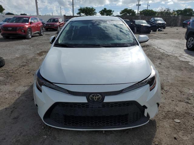JTDEPRAEXLJ062942 - 2020 TOYOTA COROLLA LE Weiß Foto 5