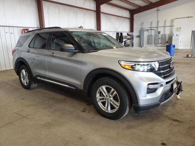 1FMSK8DH3PGA59946 - 2023 FORD EXPLORER XLT SILVER photo 4