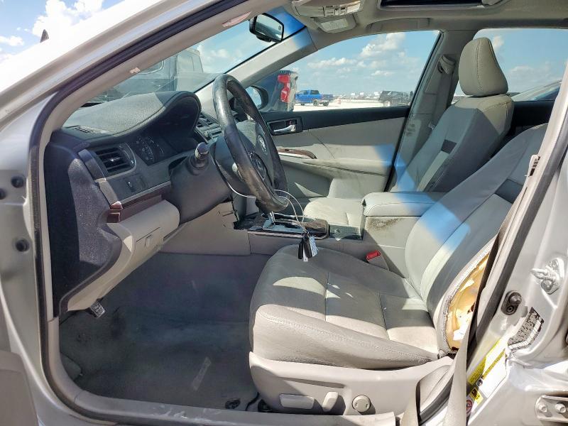 4T1BK1FK8CU013024 - 2012 TOYOTA CAMRY SE Сріблястий фото 7