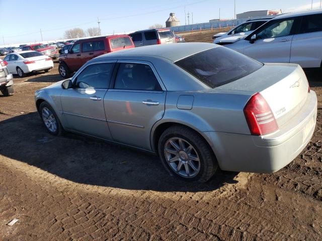 2C3AA63H85H663779 - 2005 CHRYSLER 300C SILVER photo 2