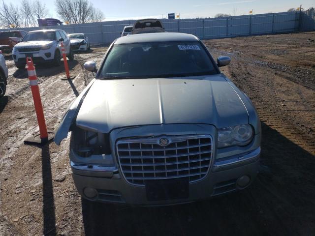 2C3AA63H85H663779 - 2005 CHRYSLER 300C SILVER photo 5