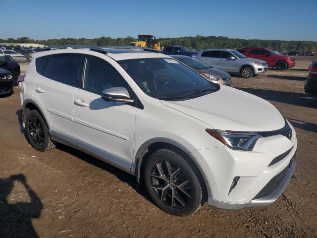 JTMJFREV4GD189041 - 2016 TOYOTA RAV4 SE თეთრი ფოტო 4