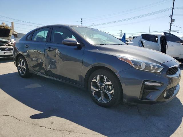 3KPF24AD8ME345934 - 2021 KIA FORTE FE GRAY photo 4