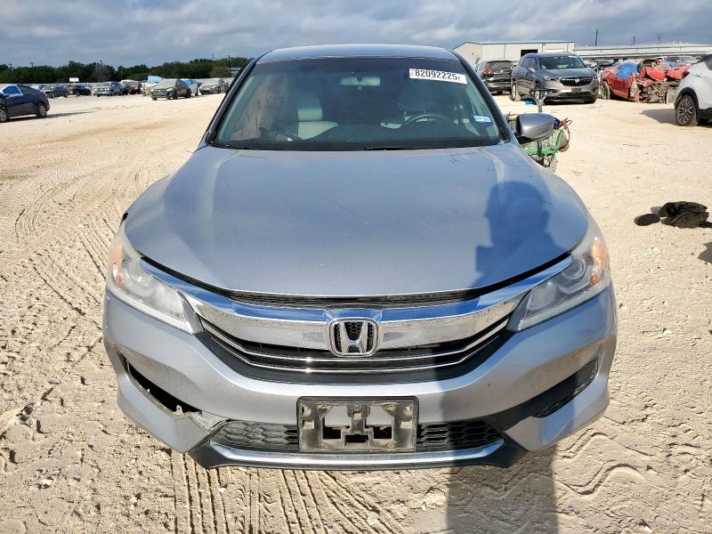 1HGCR2F38GA143736 - 2016 HONDA ACCORD LX 银色 照片 5