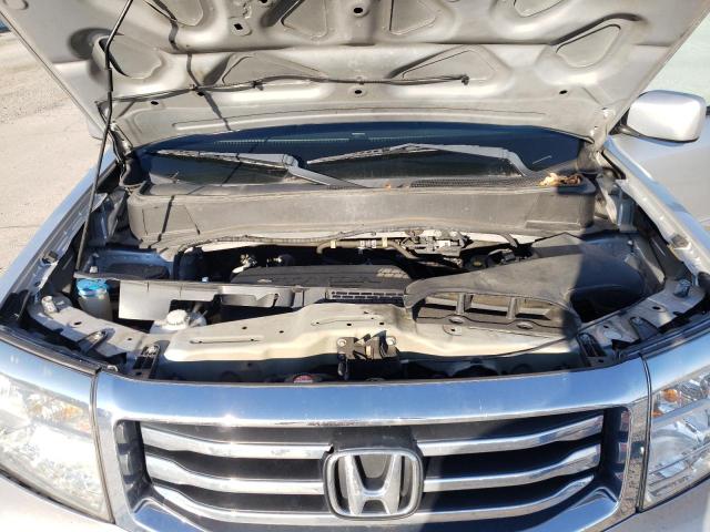 5FNYF3H78DB009105 - 2013 HONDA PILOT EXLN SILVER photo 11