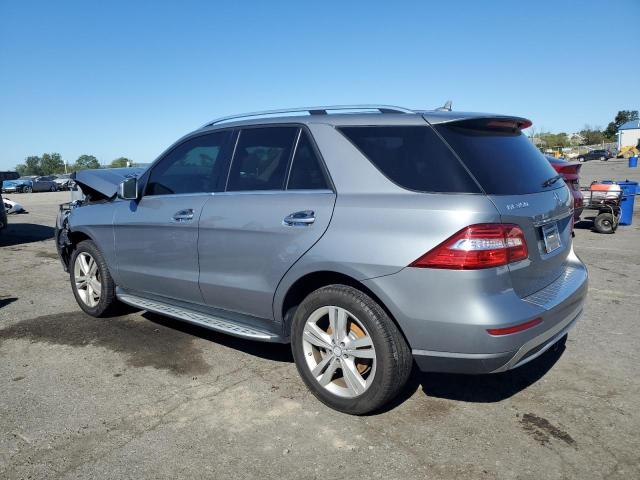 4JGDA5HB3EA348132 - 2014 MERCEDES-BENZ ML 350 4MATIC GRAY photo 2