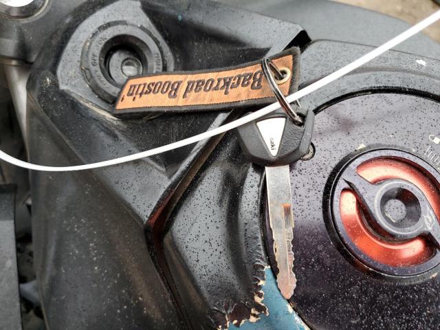 JKAEXEE19CDA05224 - 2012 KAWASAKI EX650 EC BLACK photo 8