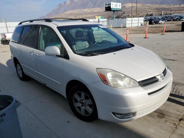 5TDZA22C94S197261 - 2004 TOYOTA SIENNA XLE WHITE photo 4