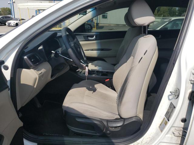 5XXGT4L36JG193659 - 2018 KIA OPTIMA LX WHITE photo 7