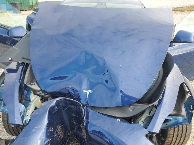 7SAYGDEEXNF329469 - 2022 TESLA MODEL Y Blau Foto 11
