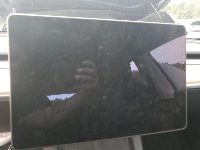 7SAYGDEEXNF329469 - 2022 TESLA MODEL Y Blau Foto 9