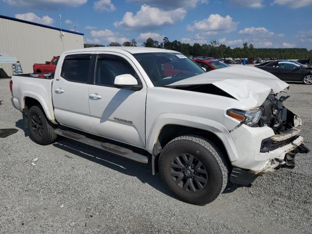 3TMAZ5CN9LM130245 - 2020 TOYOTA TACOMA DOUBLE CAB WHITE photo 4