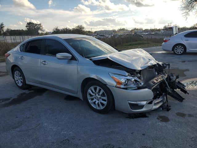 1N4AL3AP6FC209779 - 2015 NISSAN ALTIMA 2.5 SILVER photo 4