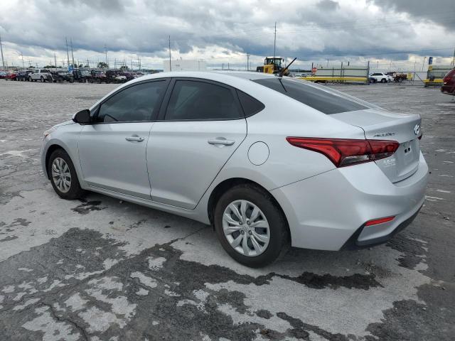 3KPC24A65NE163551 - 2022 HYUNDAI ACCENT SE Gümüş fotoğraf 2