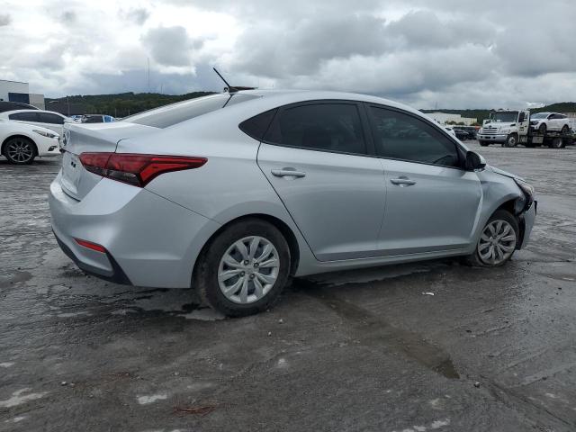 3KPC24A65NE163551 - 2022 HYUNDAI ACCENT SE Gümüş fotoğraf 3