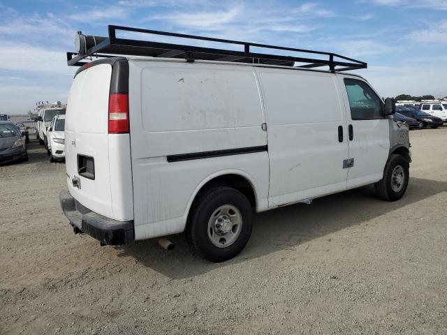 1GCWGAFG3H1107596 - 2017 CHEVROLET EXPRESS G2 白色 照片 3