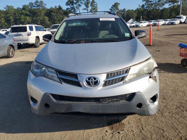 JTMZFREV3EJ004074 - 2014 TOYOTA RAV4 LE SILVER photo 5