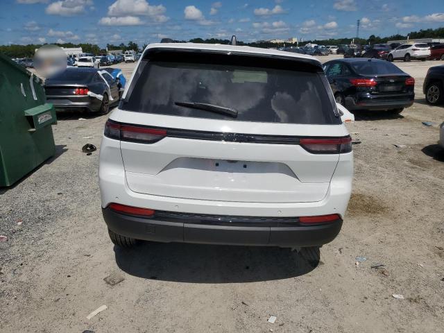 1C4RJGAG9SC338734 - 2025 JEEP GRAND CHER LAREDO WHITE photo 6