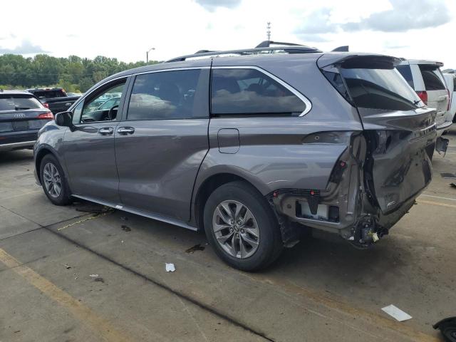 5TDYSKFC8PS076891 - 2023 TOYOTA SIENNA XLE ნაცრისფერი ფოტო 2