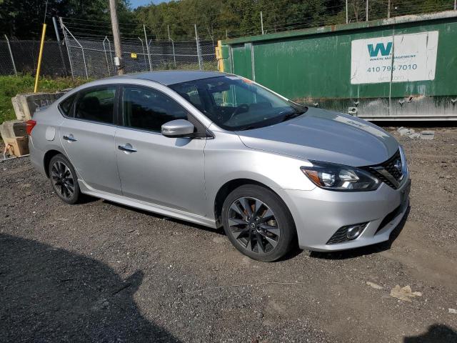 3N1AB7AP8JY335326 - 2018 NISSAN SENTRA S 灰色 照片 4