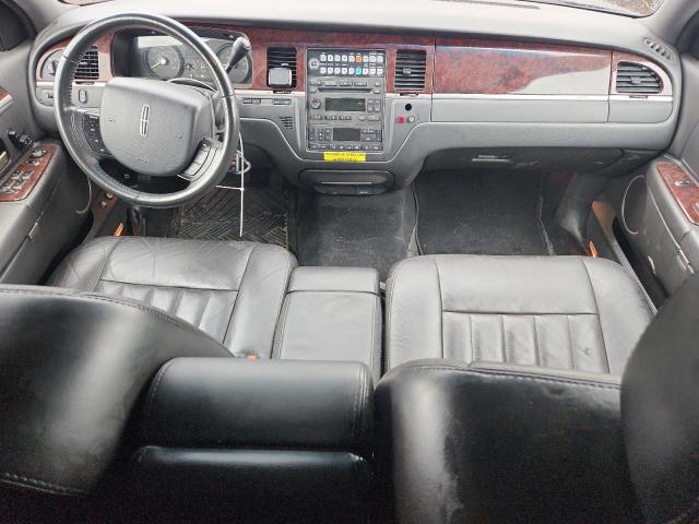 1L1FM88W97Y631196 - 2007 LINCOLN TOWN CAR EXECUTIVE BLACK photo 8