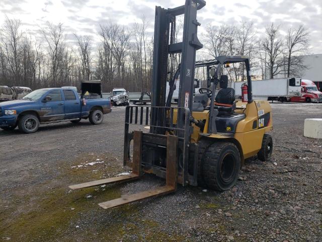 AT28D80420 - 2020 CATERPILLAR FORKLIFT YELLOW photo 2