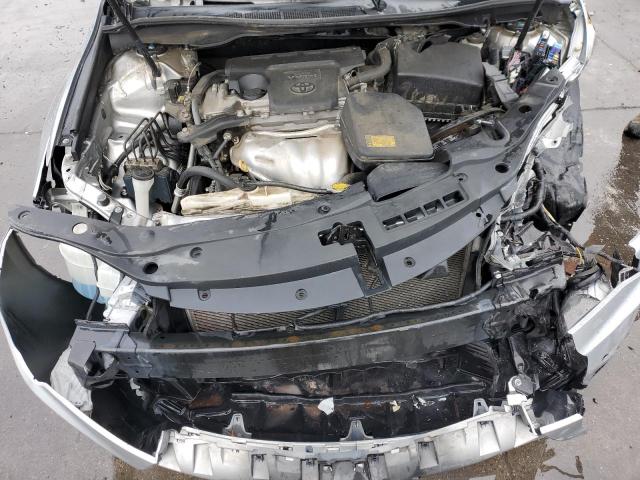 4T1BF1FK0FU037228 - 2015 TOYOTA CAMRY LE SILVER photo 11