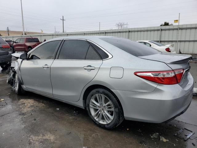 4T1BF1FK0FU037228 - 2015 TOYOTA CAMRY LE SILVER photo 2