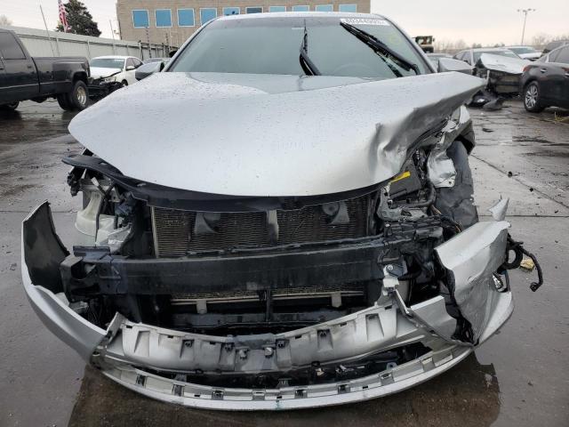 4T1BF1FK0FU037228 - 2015 TOYOTA CAMRY LE SILVER photo 5