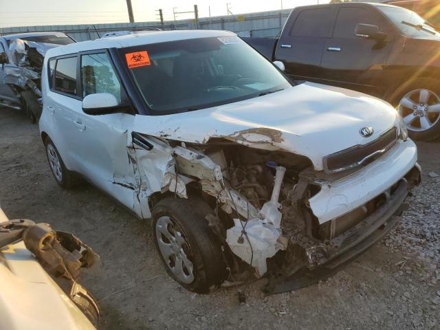 KNDJN2A21F7150345 - 2015 KIA SOUL WHITE photo 4