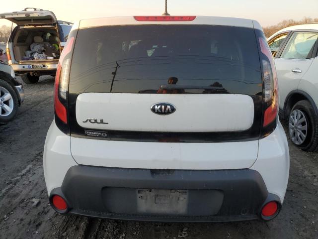 KNDJN2A21F7150345 - 2015 KIA SOUL WHITE photo 6