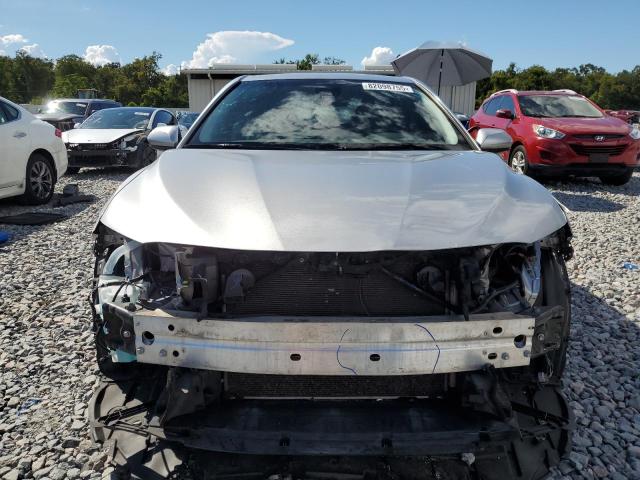 4T1B11HK1JU663567 - 2018 TOYOTA CAMRY L SILVER photo 5